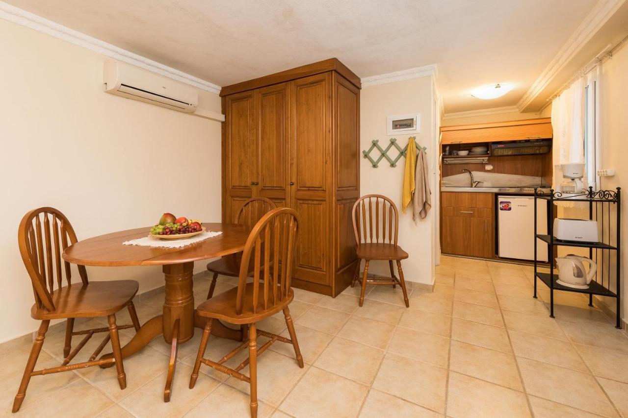 Agallis Corfu Residence Sokrákion Eksteriør billede